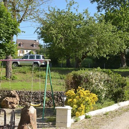 Auberge Le Rabelais Malay-le-Petit Екстериор снимка