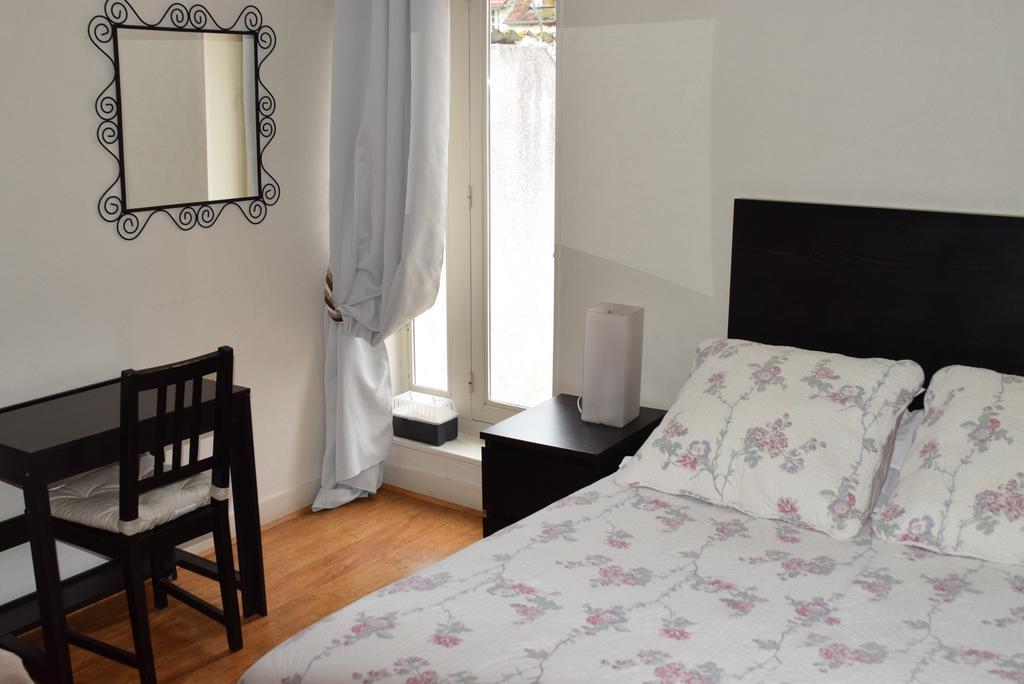 Auberge Le Rabelais Malay-le-Petit Екстериор снимка