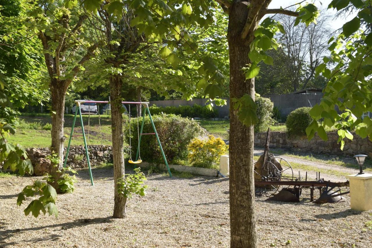Auberge Le Rabelais Malay-le-Petit Екстериор снимка